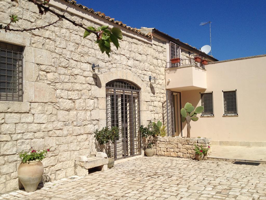 Apartmán Antico Frantoio Penna Sampieri Exteriér fotografie